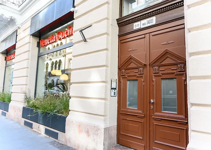 Central Home Budapest