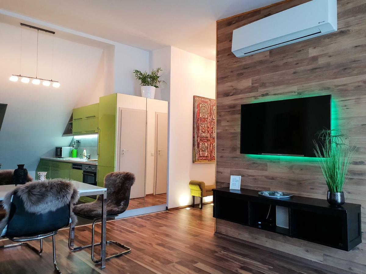 Central Home Budapest Apartament *